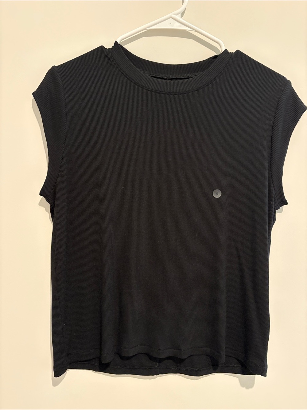 American Eagle Outfitters Black Ribbed Cap-Sleeve Tank